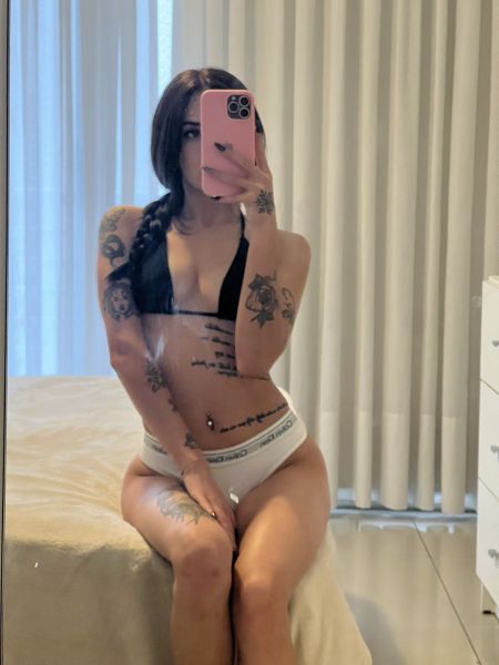 Hola amor 
Te espero en mi departamento privado... Somos recién llegadas a buenos aires 
Tengo 19 años .. estoy para amarte 