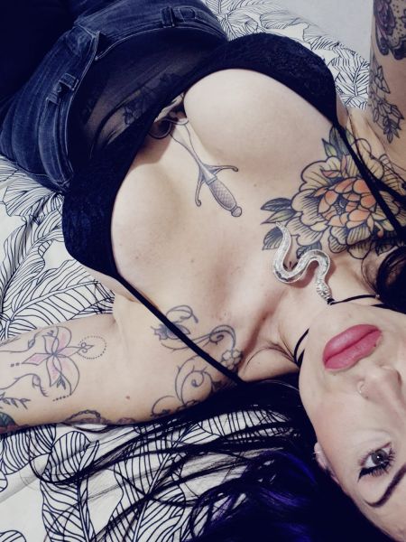  No soy para cualquiera, soy para quien sepa arder y cuidar al mismo tiempo 🥰

Te invito a conocerme  🔥💚

Soy tu novia durante ese rato. ♡ ❤️‍🔥

Estoy con una amiguita en JUNIN
Sabado 17 Mayo🔥 😈👅😏
DISPUESTAS A CUMPLIR TU FANTASÍA 🔥💦

