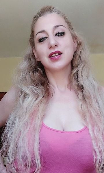 Hola! Soy modelo webcam y te voy a dar la mejor experiencia en servicios virtuales con videollamadas, conversaciones atrevidas, videos personalizados y mucho mas. Consultame por mis tarifas. Todos mis servicios son de pago. No amistad, No encuentros.
✅️Mis servicios son solo virtuales de previo pago