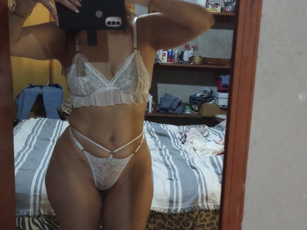 Soy una scort de nivel premium conmigo vas a pasar el mejor momento de ti vida 💕
Soy de la zona José c paz 
hago hotel y domicilio 