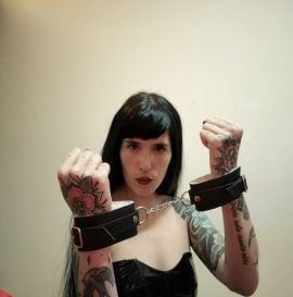  Ama Carolina