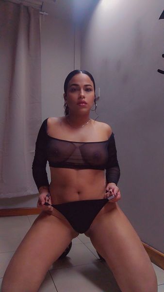 Soy masajista sensual realizo masajes relajantes y descontracturantes ven y nos relajamos 