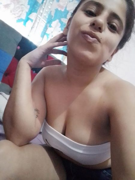 Hola amor soi barbii super divertida morbosa con ganas de aprender super hijenica servicio completo especial con final feliz masajes sexuales , eróticos , cuerpo a cuerpo , baño a vapor y muy cachondita rica y pretenciosa. 😈💋🔥