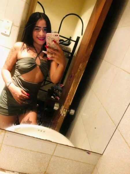Soy Una chica de 19 años Dispuesta a cumplir tus fantasias , Pervertida , jueguetona , Y sumisa ven y disfruta conmigo ,🥵🤤💦💦