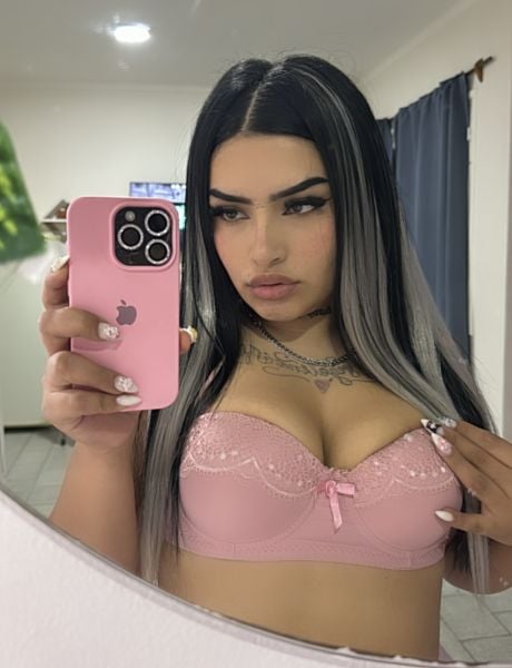 Disponible con departamento full time 💝✨