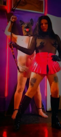Dominatrix Geiko