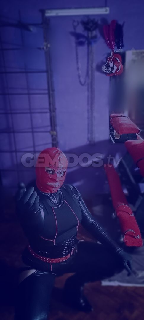 Dominatrix Geiko