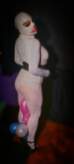 Dominatrix Geiko