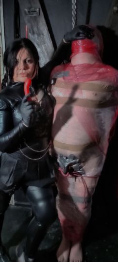 Dominatrix Geiko
