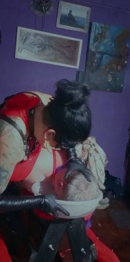 Dominatrix Geiko