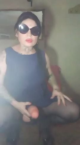 Dominatrix Geiko