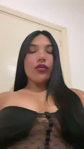 Pili