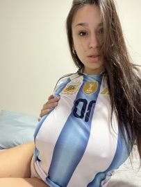 Mia