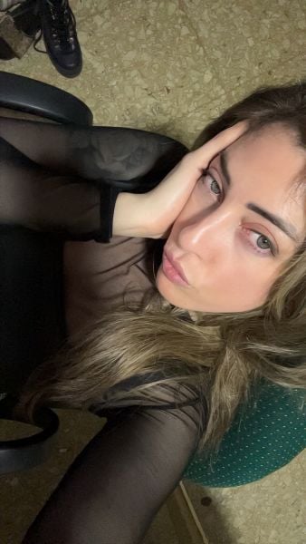 NO HAGO CONVENCIONAL! 
Leer atentamente 

Dominación & Fantasías 
🖤Servicio virtual y/o presencial 
Videollamada, sexting, contenido personalizado y fetiches 
Feminizacion, Pegging
Facesitting, foot fetish (pies descalza y con zapatos /botas)🦶 👠
Edging, Bondage, Trampling, Ballbusting, Pet play, cuckold y más  …
Háblame y coordinamos 