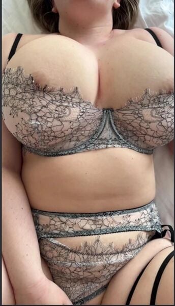Escorts Maia en Caseros