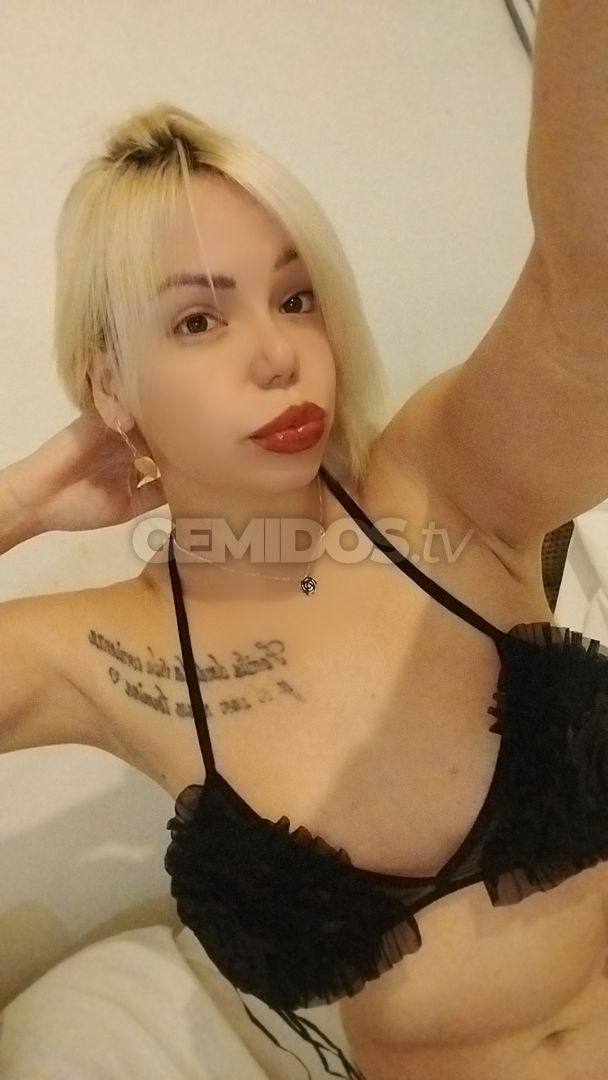 Mia