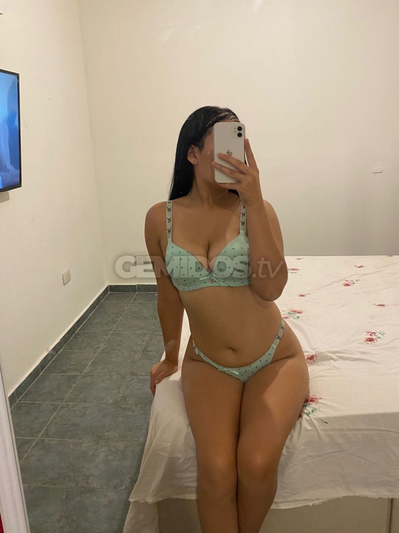 Olivia Nur