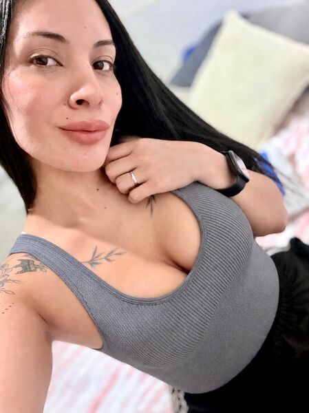 Escorts Celeste in Flores