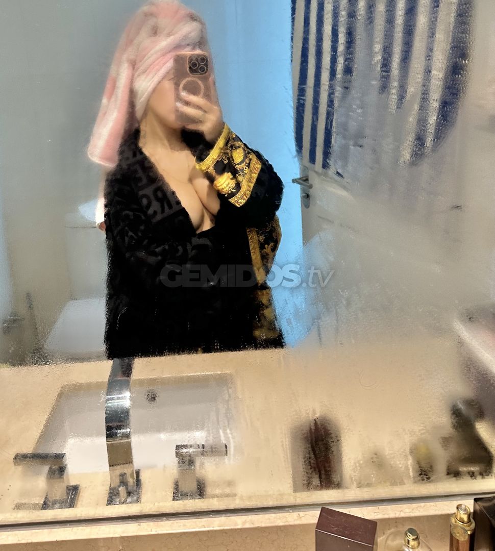 Mia