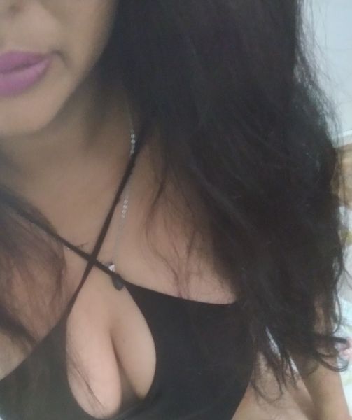 Escorts Yani en Almagro