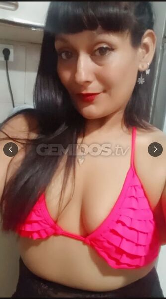Escorts Roxi en Flores