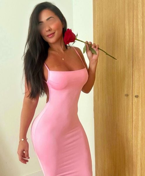 ✨ Tengo pocas citas disponibles esta semana, si te interesa, mejor asegurar tu horario. ⏳

🚨 Mi espacio dispone de aire acondicionado para el calor De forma totalmente segura y discreta. 



Hola, soy Helena  una mujer elegante, discreta y naturalmente sensual. Una auténtica mujer brasileña con un estilo de novia traviesa y apasionada.

De espíritu refinado y con experiencia internacional, hablo inglés con fluidez y sé adaptarme con naturalidad a cualquier ambiente, desde una cena sofisticada hasta un encuentro íntimo y apasionado.

Mi cuerpo es completamente natural, cuidado con disciplina y dedicación. Pero lo que realmente me diferencia es mi capacidad de crear una conexión auténtica — una combinación perfecta entre química, conversación y deseo.

Mis fotos son recientes y 100% reales. Lo que ves es exactamente quien te recibirá. Además, puedo realizar una videollamada para confirmar personalmente mi autenticidad, ofreciéndote total tranquilidad y confianza.

Conmigo, cada momento está pensado para ser especial. Puedo ser dulce y cercana, o intensa y provocadora — siempre adaptándome a lo que deseas vivir.

Si buscas algo más que un simple encuentro… si valoras la elegancia, la conexión y una experiencia verdaderamente inolvidable, entonces estás en el lugar correcto. ❤️💃🏻🌹

https://onlyfans.com/melinalumi
