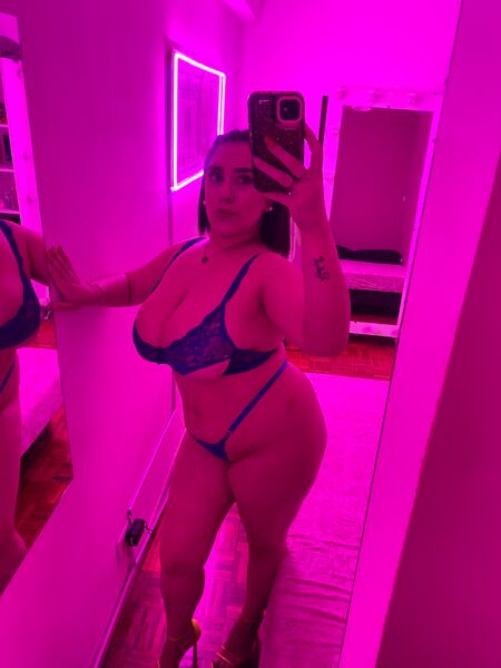 Escorts Pia Love en Microcentro