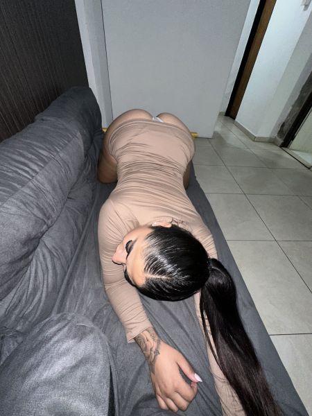 holis amor, tengo un depto privado bien ambientado y super discreto te espero para pasarla bien💋