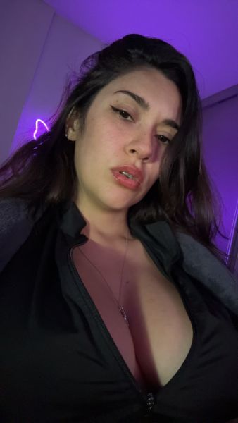 Putita Argentina 
Lista para pasarla rico 