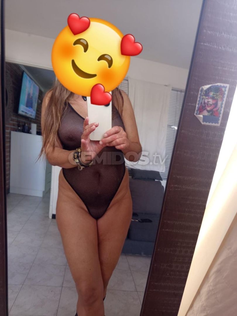 Claudia 