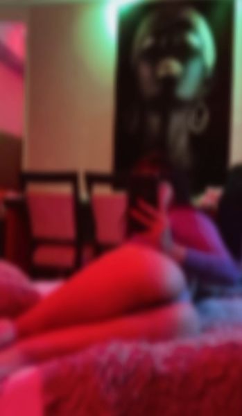 Hola bebe mi servicio es convencional y de todas las poses que quieras amor es onda novios y unos besitos para entrar en calor bebe Veni a disfrutar conmigo papi 🤤 tengo depto propio,Domicilios y hoteles😏

