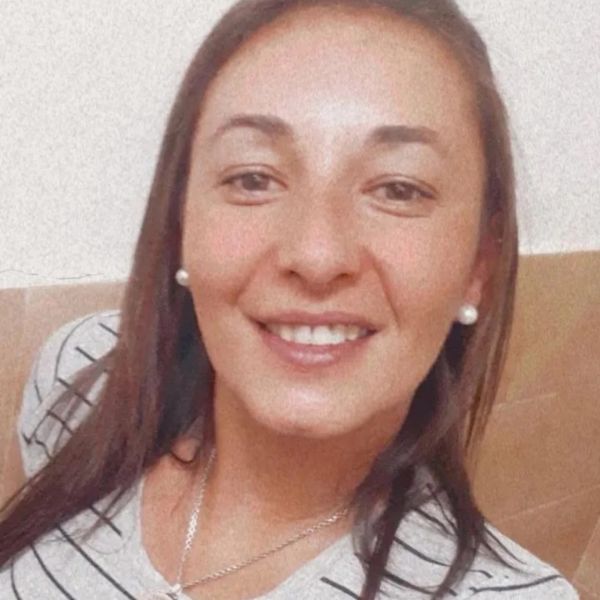 Hola amor te invito a que vengas a pasar el mejor momento del día,  sin apuros con un trato único y de novios , fotos 100 % reales , lugar cómodo, limpio y super discreto ....escribime y te cuento mas