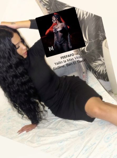Soy una chica española latina muy caliente esperando pasar momentos increíbles , ven a disfrutar y a pasarlo rico 🤤 