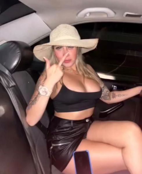 Soy Cristal y me gustaría que pasemos un momento agradable y satisfactorio para ambos ❤️🔥