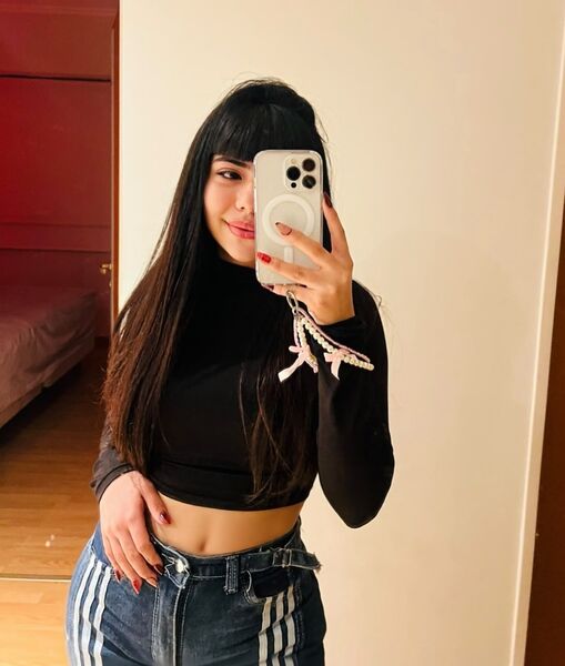 Escorts Kenny en Microcentro