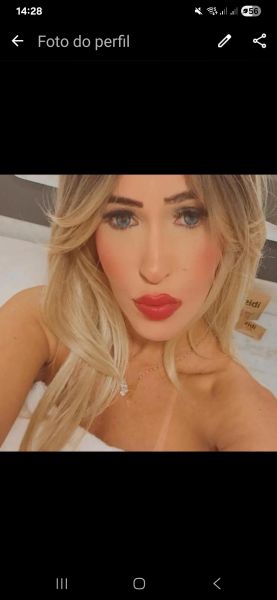 Sou muito extrovertido, estilo namoradinha adoro fazer sexo ,curto jantares viagens ,swuing,sou muito simpática educada, adoro realizar fantasias e também curto inversão de papéis. Tenho brinquedos.adoro um bom sexo e uma boa conversa e satisfazer o homens.