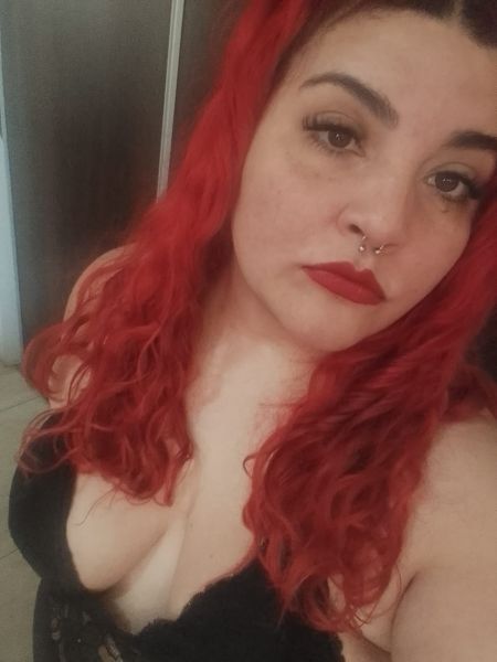 🍭Sabrosa colorada juguetona bien chanchita...💦🍆🍆 Me encanta que me llenes las tetas de leche y que me dejes bien cansadita mi servicio es completo 💦👅
 Cuento con departamento en morón centro 😍 