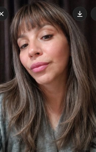 ✨ Acompañante elegante, discreta y de excelente presencia

Brindo encuentros exclusivos para personas que valoran la buena compañía, la conversación agradable y momentos especiales en un ambiente de respeto y confidencialidad.

Me destaco por mi trato cálido, mi educación y mi capacidad para crear una experiencia relajada, auténtica y memorable. Cada encuentro está pensado para que te sientas cómodo, atendido y en total confianza.

Ofrezco discreción absoluta,  y una atención personalizada. Ideal para,encuentros privados.

Si buscás una compañía sofisticada, amable y genuina, será un placer conocerte.

📩 Consultas por mensaje privado.