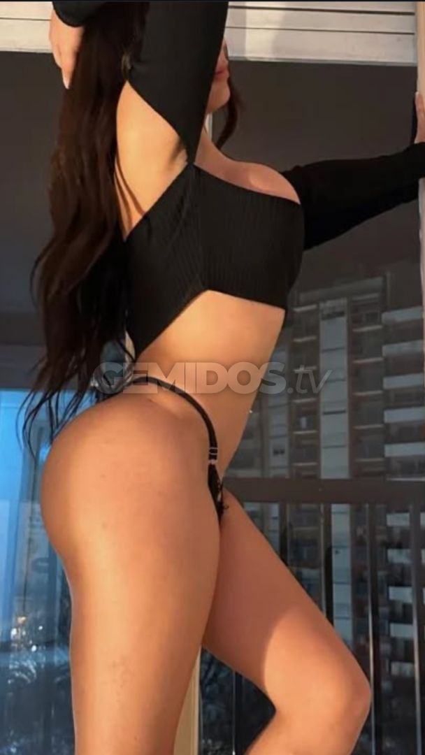 Melanie  Trans