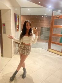 Melanie  Trans