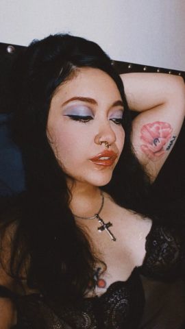 Nina Strange