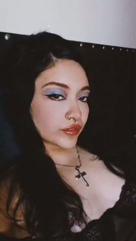 Nina Strange