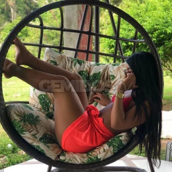 Escorts Amanda Campos em Santa Catarina