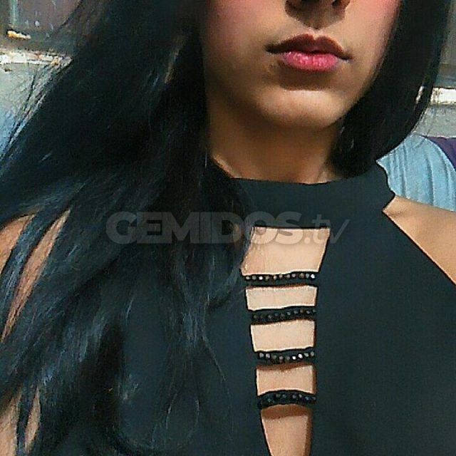Mia Santos