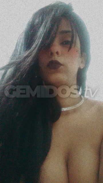 Mia Santos