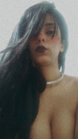 Mia Santos