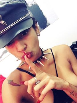 Amanda Almeida