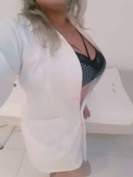 Davina Sales