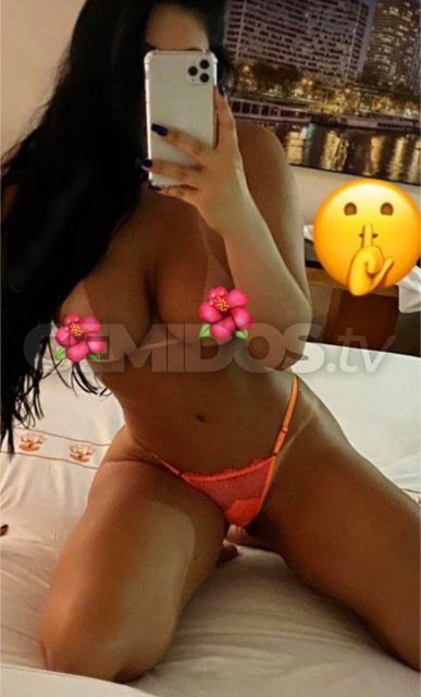 Elissa Ferrari