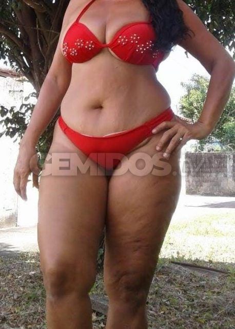 Renata Lessa